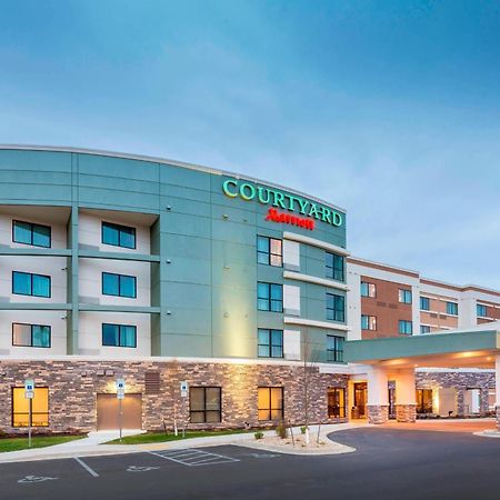 Courtyard By Marriott Bismarck North Hotel Eksteriør billede