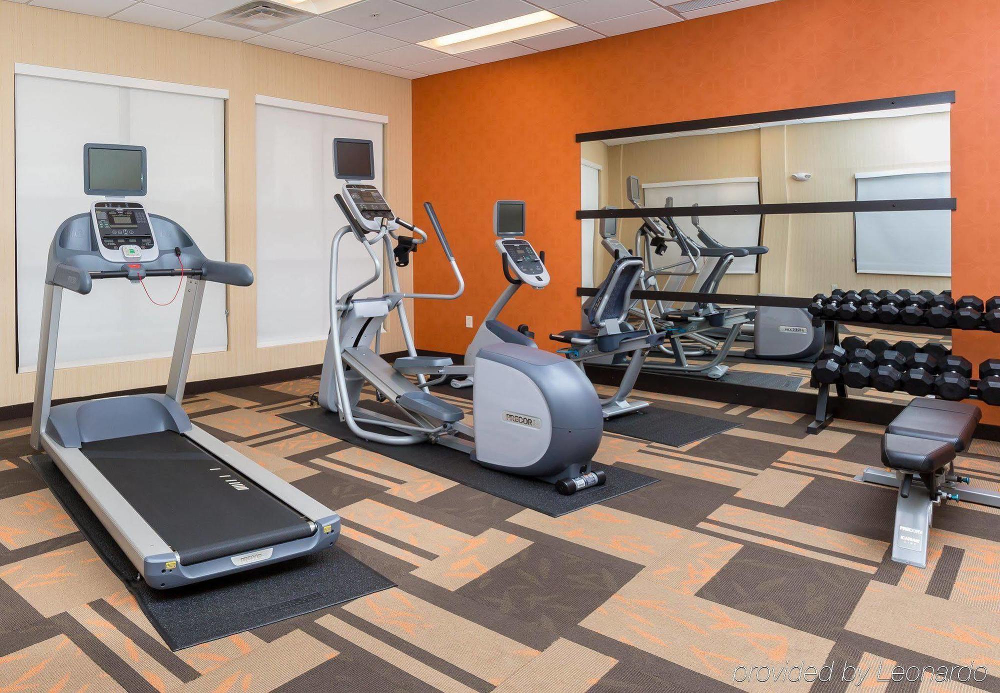 Courtyard By Marriott Bismarck North Hotel Eksteriør billede